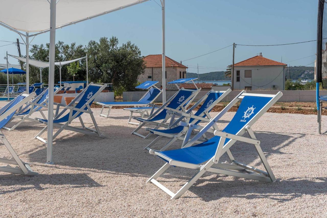 Porto Samaria * Trogir