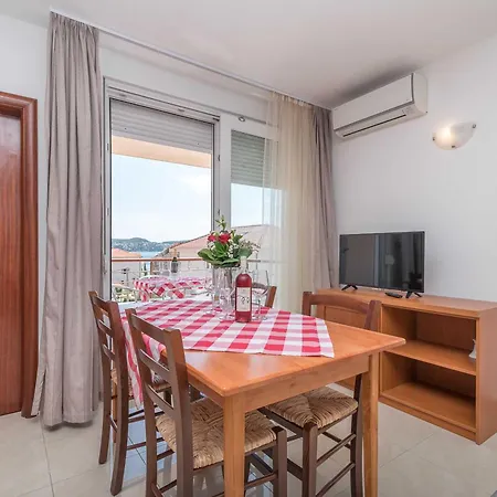 Porto Samaria Holiday Resort Trogir Exterior photo