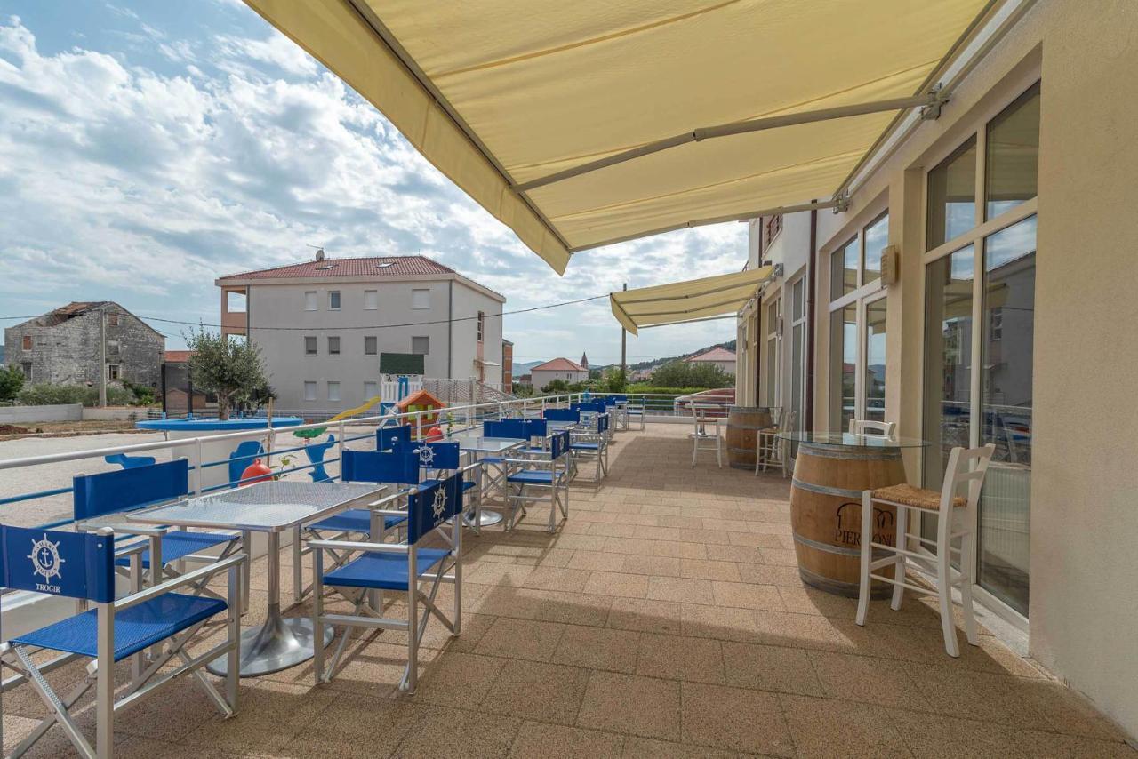 Porto Samaria Apartment